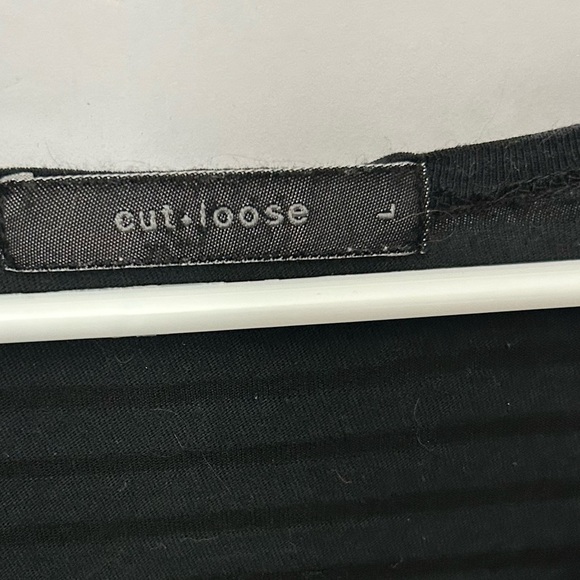 Cut Loose black striped tunic v-neck top large - Picture 2 of 3